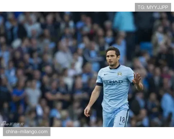 兰帕德加强中场直塞创造攻击机会 本赛季关键战撕开对手防线